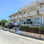 Natalie Lejlighedshotel Laganas