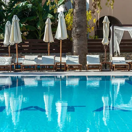 Appart hôtel Natalie Laganas
