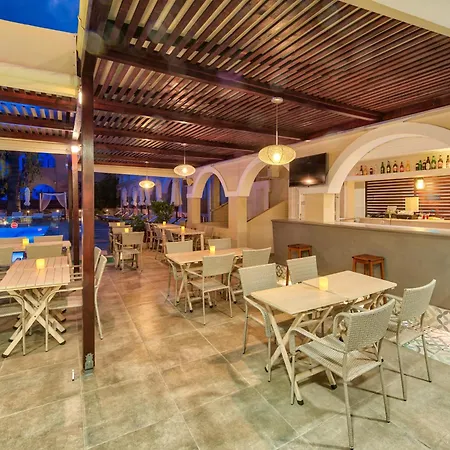 Natalie Lejlighedshotel Laganas