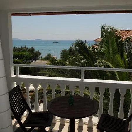 Lägenhetshotell Natalie 3*