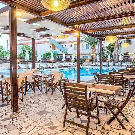 Natalie Aparthotel 3*