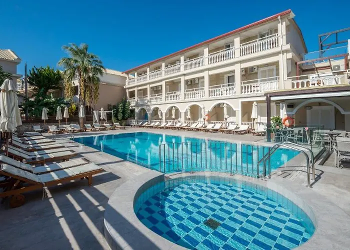 Aparthotel Natalie 3*